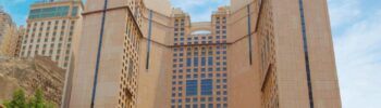 Exterior view of Anjum Hotel Makkah near Masjid al-Haram, offering modern rooms and spiritual comfort for pilgrims.